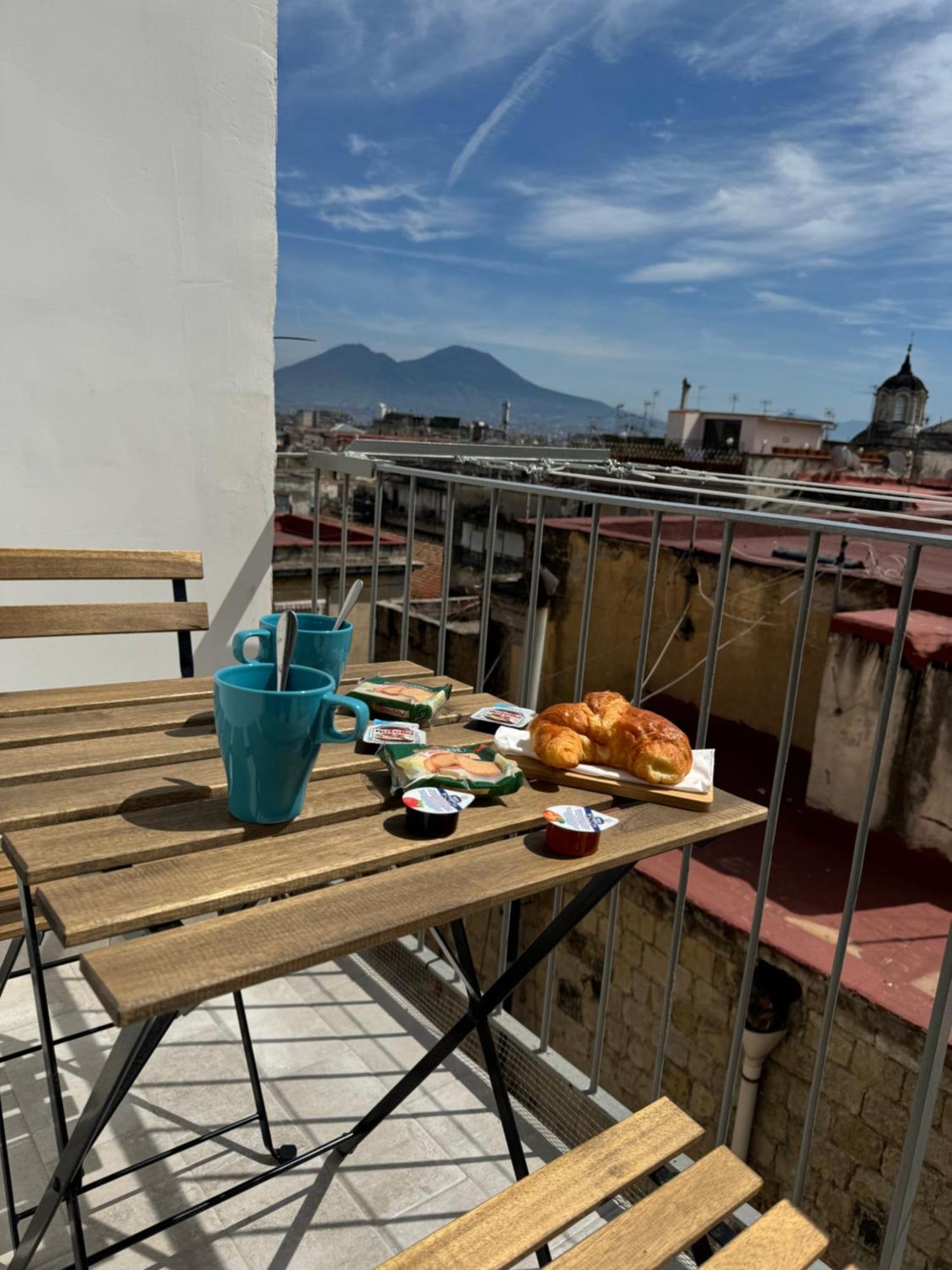 Fp Suite Napoli Exterior foto